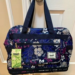 Hawaii Spirit Rolling Expandable Duffle